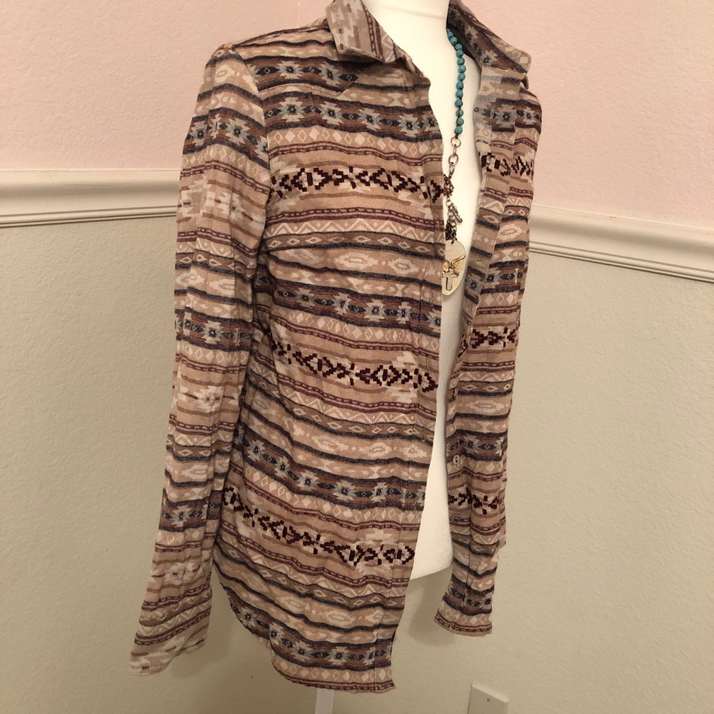 Button up top - Picture 2 of 3